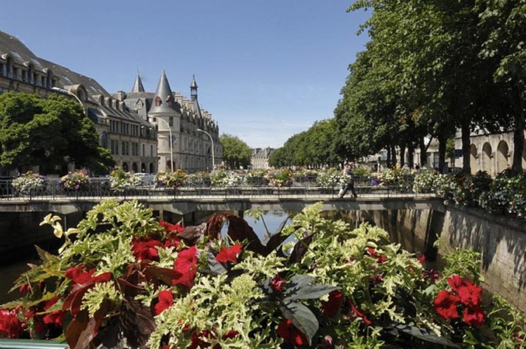 Dormir En Ville - A 450 M Du Centre Historique Quimper Rom bilde